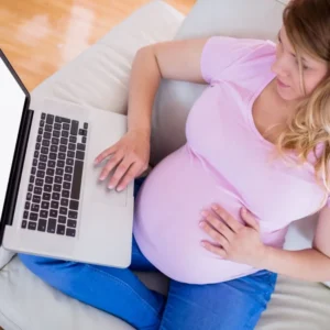 Egyéni várandóskísérő csomag